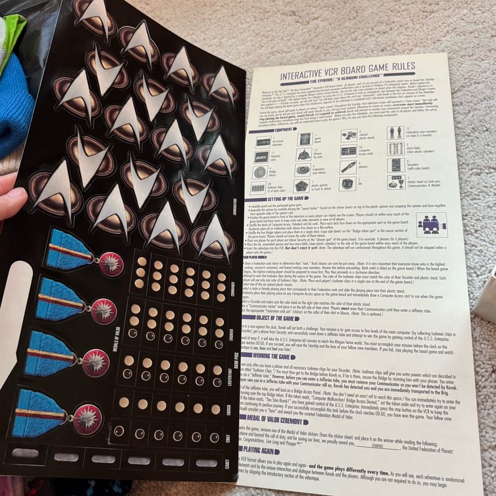 Star Trek The Next Generation Interactive VCR Board Game - Picture 8 of 14